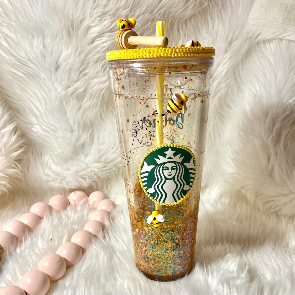 Starbucks Tumbler Inspired Winnie pooh Snowglobe Tumbler - Picture 5 of 14